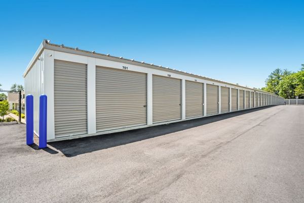 Extra Space Storage - 6211 - Pembroke - Sand Road - 627 Sand Road