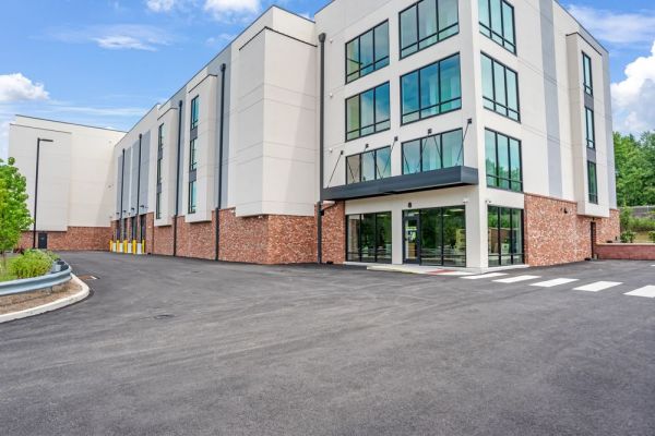 Extra Space Storage - 6130 - Fort Washington - Virginia Dr - 1055 Virginia Drive