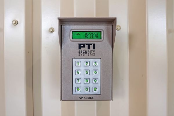 Extra Space Storage - 6130 - Fort Washington - Virginia Dr - 1055 Virginia Drive