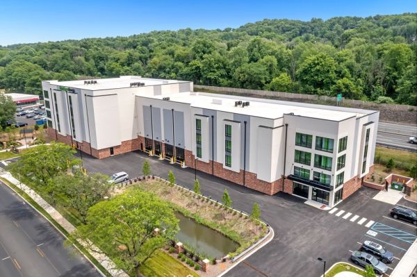 Extra Space Storage - 6130 - Fort Washington - Virginia Dr - 1055 Virginia Drive