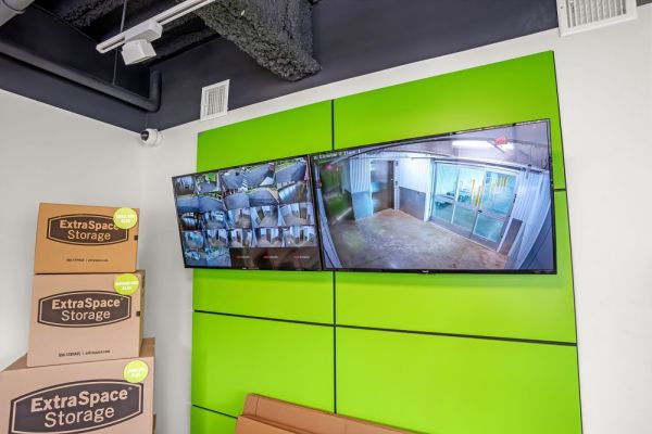 Extra Space Storage - 6130 - Fort Washington - Virginia Dr - 1055 Virginia Drive