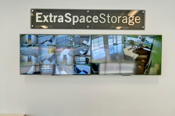 Extra Space Storage - 7969 - Gainesville - Ridge Rd - 891 West Ridge Road