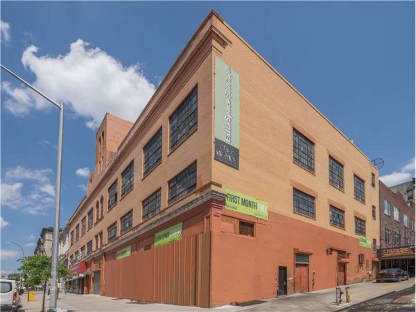 Extra Space Storage - 8886 - New York - Broadway - 3330 Broadway