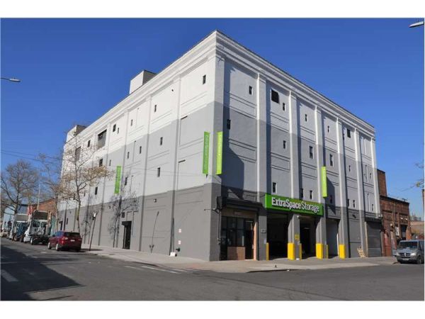 Extra Space Storage - 8884 - Bronx - Wales Ave - 359 Wales Avenue