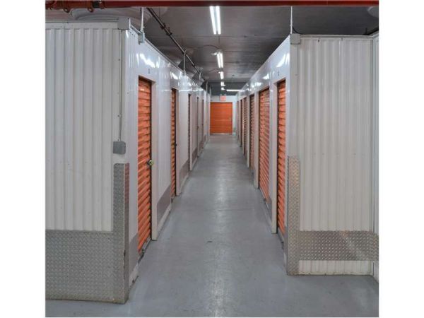 Extra Space Storage - 8884 - Bronx - Wales Ave - 359 Wales Avenue