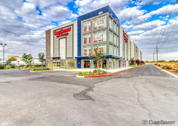 CubeSmart Self Storage CA Stockton Turnpike Rd - 3076 Turnpike Road