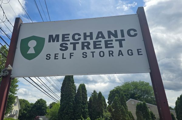 Mechanic Self Storage - 221 Mechanic Street