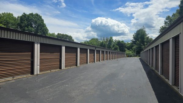 Dayville Self Storage - 1019 North Main Street