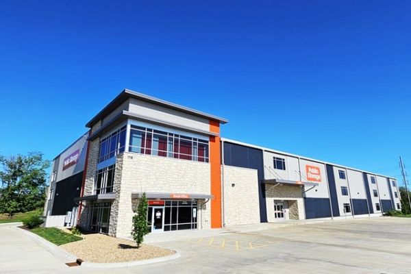 Public Storage - Blue Springs - 715 S 7 Hwy - 715 SW 7th Hwy