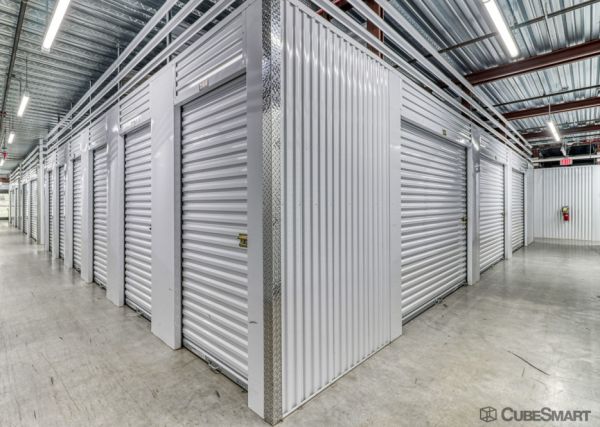 CubeSmart Self Storage GA Fayetteville W Lanier Ave - 815 West Lanier Avenue