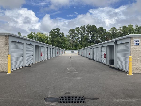 Pinnacle Storage Northchase - 2618 North College Road