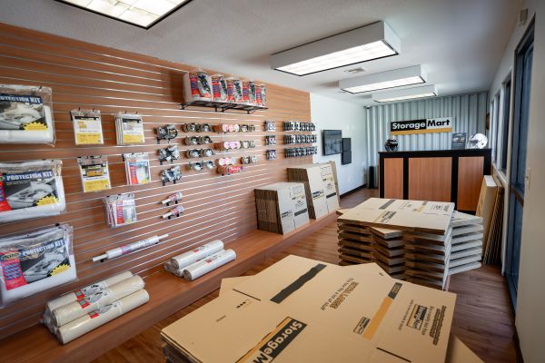 StorageMart - N Oak Trafficway - 9200 N Oak Trafficway