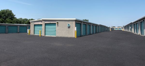 StorageMart - W 67th St - 9702 W 67th St