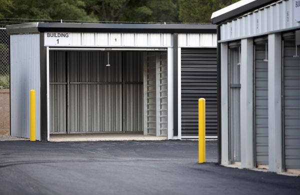 Garden Ridge Mini Storage - 23995 Bat Cave Road