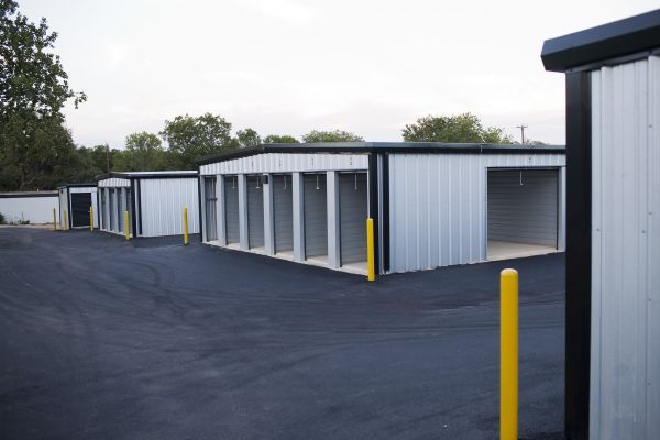 Garden Ridge Mini Storage - 23995 Bat Cave Road