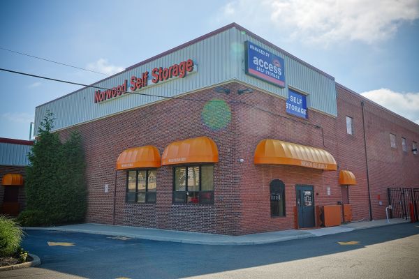 Access Self Storage - Access Self Storage of Norwood - 500 Livingston Street