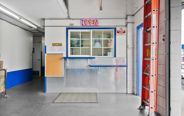 SecureSpace Self Storage Rosemead - 8635 Valley Boulevard