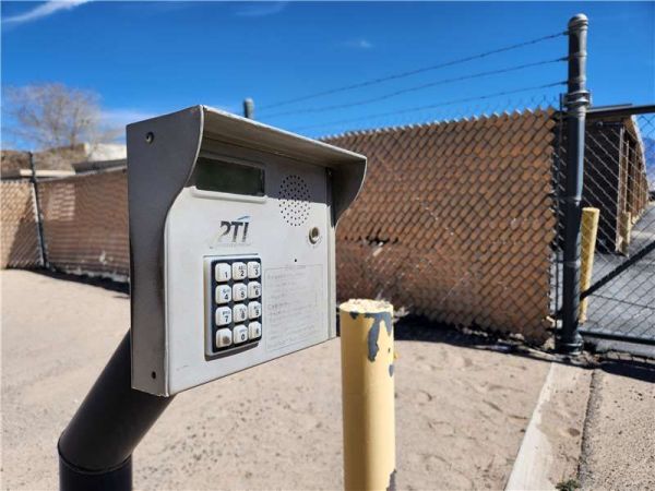 Extra Space Storage - 2077 - Rio Rancho - Industrial Park Loop NE - 110 Industrial Park Loop Northeast
