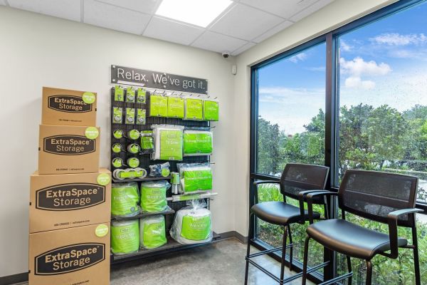 Extra Space Storage - 2004 - Vero Beach - 47th St - 2380 47th Street