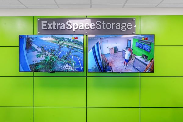 Extra Space Storage - 2004 - Vero Beach - 47th St - 2380 47th Street