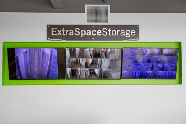 Extra Space Storage - 6023 - Colorado Springs - Lee Vance Dr - 4095 Lee Vance Drive