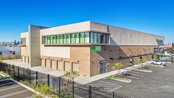 Extra Space Storage - 6041 - Van Nuys - 7736 Haskell Ave - 7736 Haskell Avenue