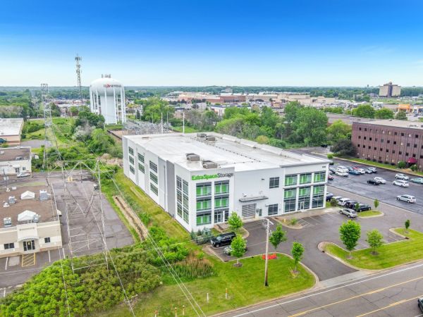 Extra Space Storage - 6366 - Roseville - Prior Ave N - 2500 Prior Avenue North