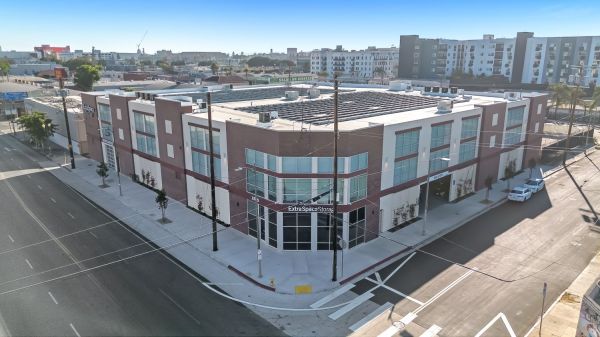 Extra Space Storage - 6163 - Los Angeles - 2515 S Broadway - 2515 South Broadway