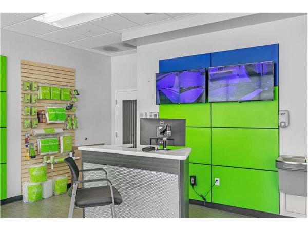 Extra Space Storage - 6353 - Naples - 7377 Rattlesnake Hammock Rd - Annex - 7377 Rattlesnake Hammock Road