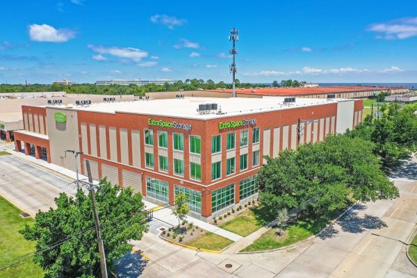Extra Space Storage - 7923 - New Orleans - Franklin Ave - 6750 Franklin Avenue