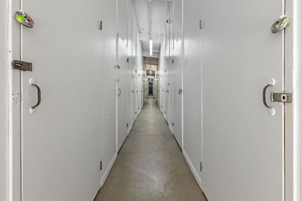 Extra Space Storage - 7981 - Upland - 11th St - 1675 West 11th Street