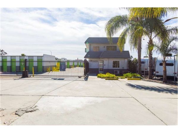 Extra Space Storage - 0231 - Moreno Valley - Box Springs Rd - 21201 Box Springs Road