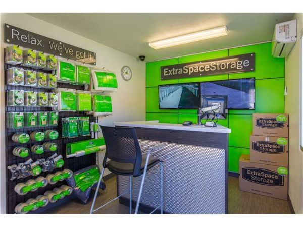 Extra Space Storage - 0231 - Moreno Valley - Box Springs Rd - 21201 Box Springs Road