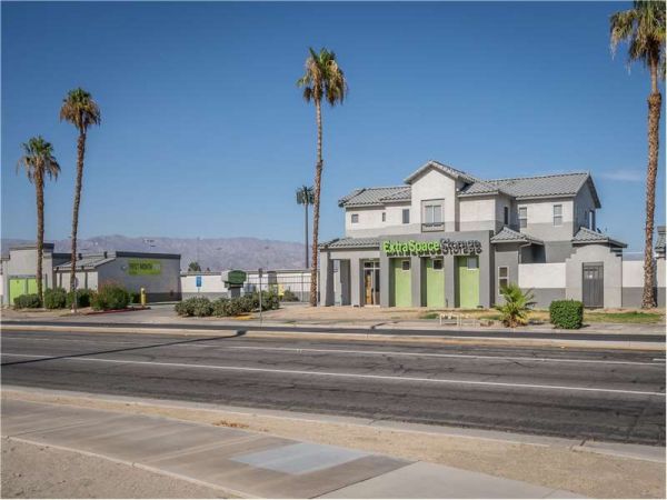 Extra Space Storage - 1561 - La Quinta - Adams St - 46600 Adams Street