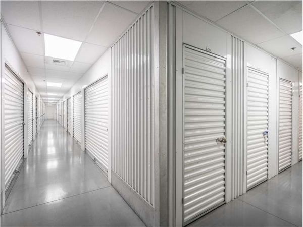 Extra Space Storage - 1561 - La Quinta - Adams St - 46600 Adams Street