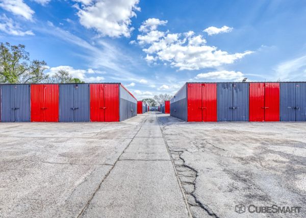 CubeSmart Self Storage TX Spring Spring Cypress Rd - 4305 Spring Cypress Road