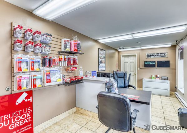 CubeSmart Self Storage - Westpark Road - 60 Westpark Road
