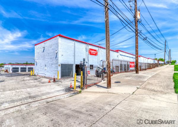 CubeSmart Self Storage TX Dallas Samuell Blvd - 4311 Samuell Boulevard