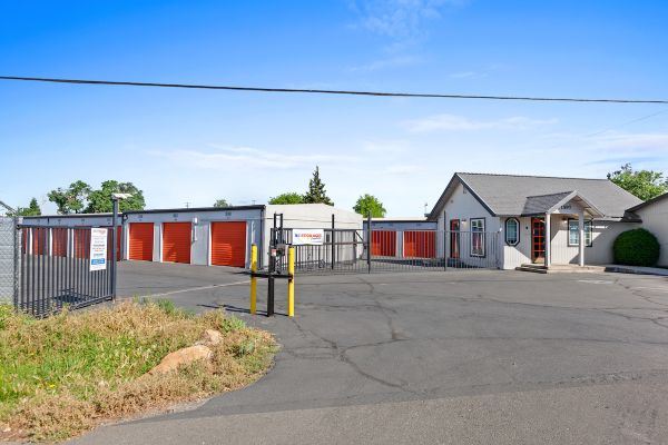 US Storage Centers - Marysville - Hammonton - 1597 Hammonton Smartsville Road