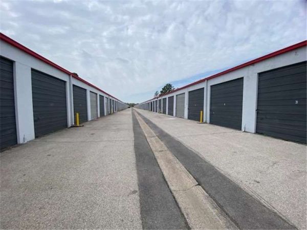 Extra Space Storage - 6408 - Houston - N Houston Rosslyn Rd - 5811 North Houston Rosslyn Road