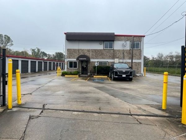 Extra Space Storage - 6407 - Houston - Antoine Dr - 5550 Antoine Drive