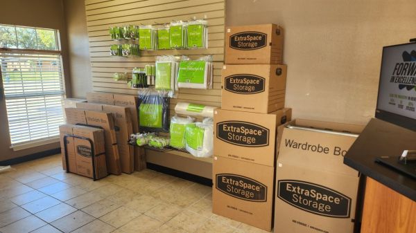 Extra Space Storage - 6399 - Houston - Wirt Rd - 2150 Wirt Road