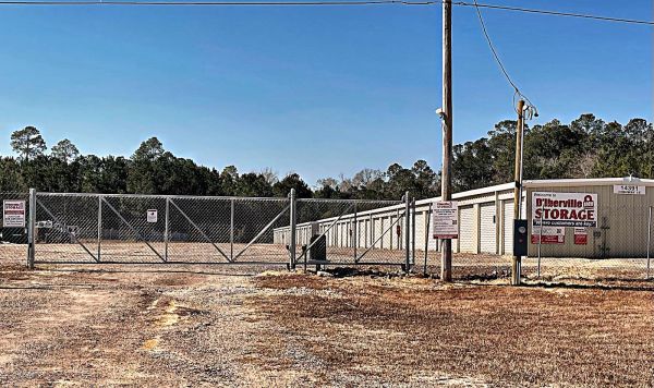 D'Iberville Lock Storage-Rodriguez - 10277 Rodriguez Street