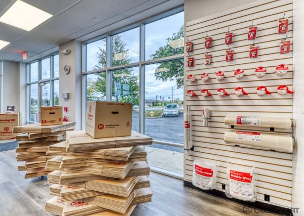 CubeSmart Self Storage - Grand Avenue - Gurnee IL - 18600 Grand Avenue