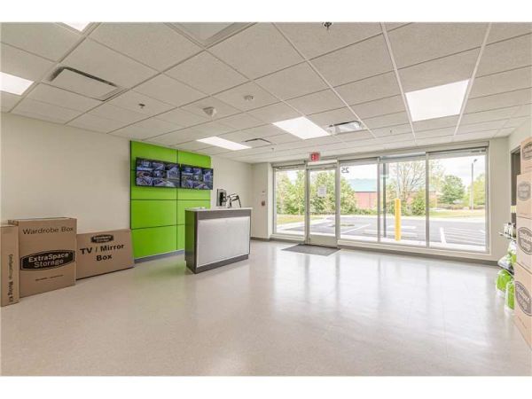 Extra Space Storage - 6363 - Fayetteville - Lester Rd - 25 Lester Road