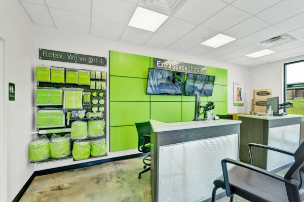 Extra Space Storage - 2000 - Gainesville - Dawsonville Hwy - 1010 Dawsonville Highway