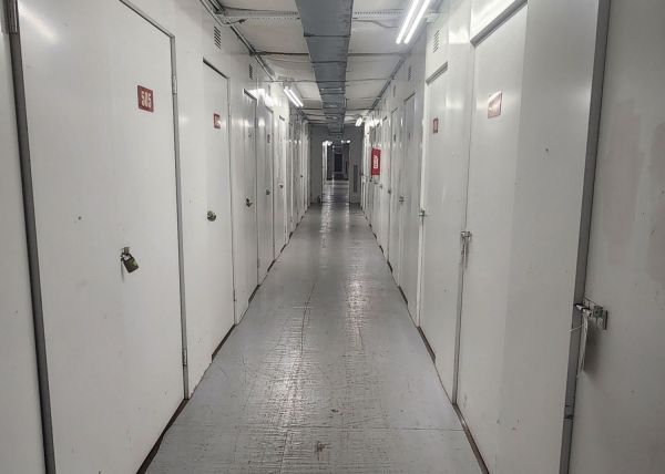 Extra Space Storage - 6385 - La Porte - W Fairmont Pkwy - 10601 West Fairmont Parkway