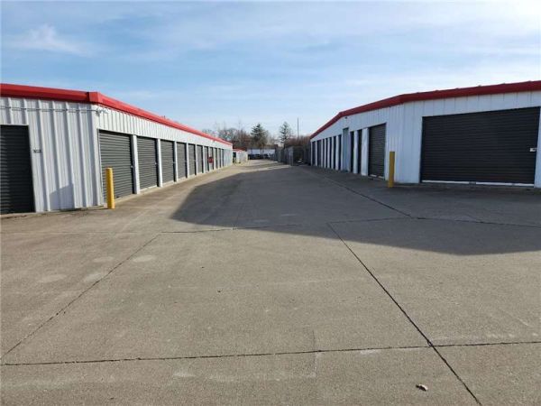 Extra Space Storage - 6395 - Urbana - Cunningham Ave - 1710 North Cunningham Avenue