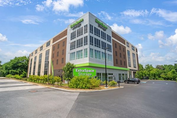 Extra Space Storage - 7611 - Media - N Providence Rd - 1410 North Providence Road