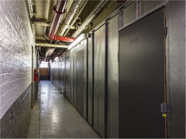 Extra Space Storage - 8878 - Bronx - Bronx Boulevard - 3240 Bronx Boulevard